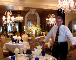 Enjoy the outstanding customer service at Melvyn's Restaurant
